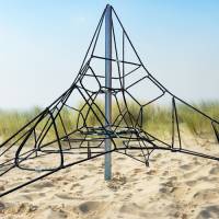 Raumnetzpyramide Klettergerät | Höhe 300 cm